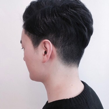깔끔한 남자의 라인컷