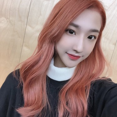 화려한 변신 (탈색 +염색 +크리닉)