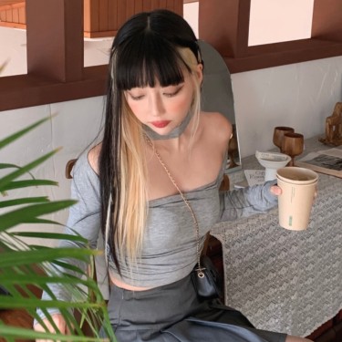 하이라이트or시크릿투톤 탈색 + 토닝  