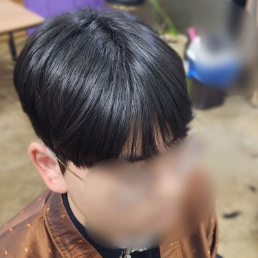 남자  악성곱슬 +  볼륨매직 