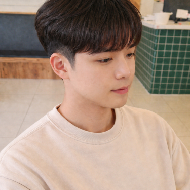 [이안 PICK] #차분함 #커트 #다운펌