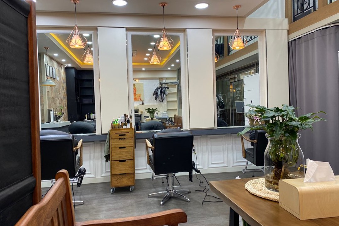 인 더 헤어 , 부산 부산진구 전포동 880-1 전포동 서면세종그랑시아 A동 1층미용실, 마메드네