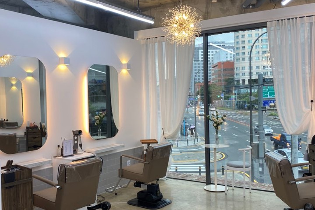 나로헤어 , 서울 중구 황학동 2153 2층미용실, 마메드네