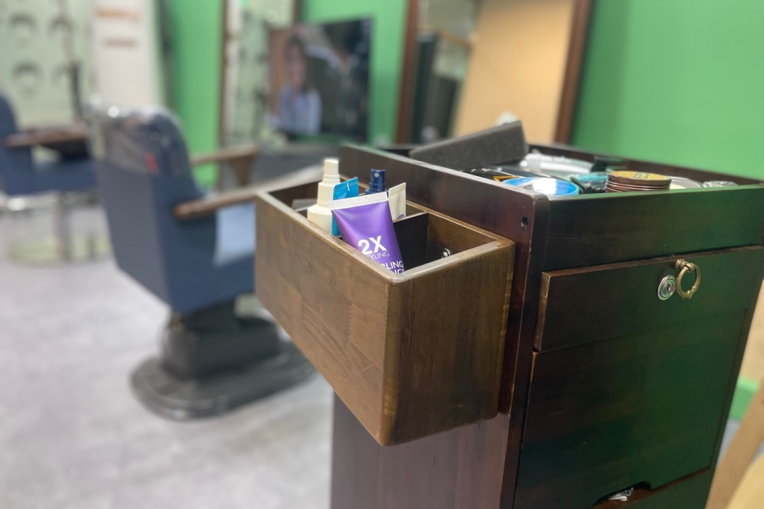 얼굴은몰라도머리는됩니다 , 서울 용산구 한강로2가 312-4 지하 1층 107호 미용실, 마메드네