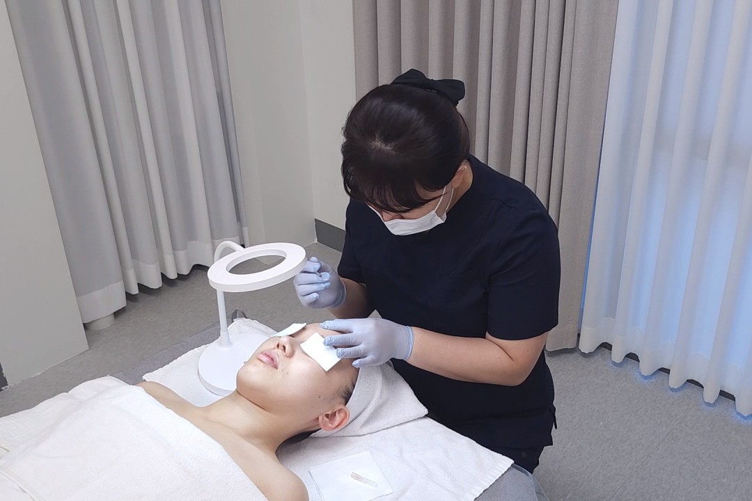 더밀착에스테틱 , 서울 송파구 잠실동 183-4 쌍용더플래티넘 잠실 417호미용실, 마메드네