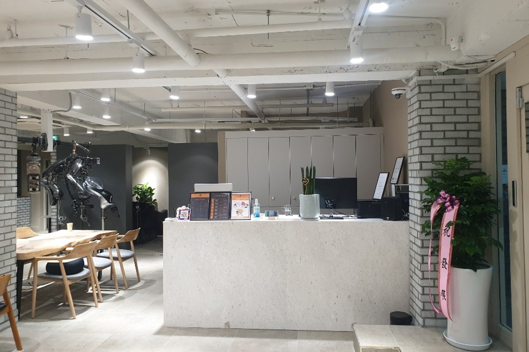 포레포레헤어 , 서울 구로구 오류동 55-50 3층미용실, 마메드네