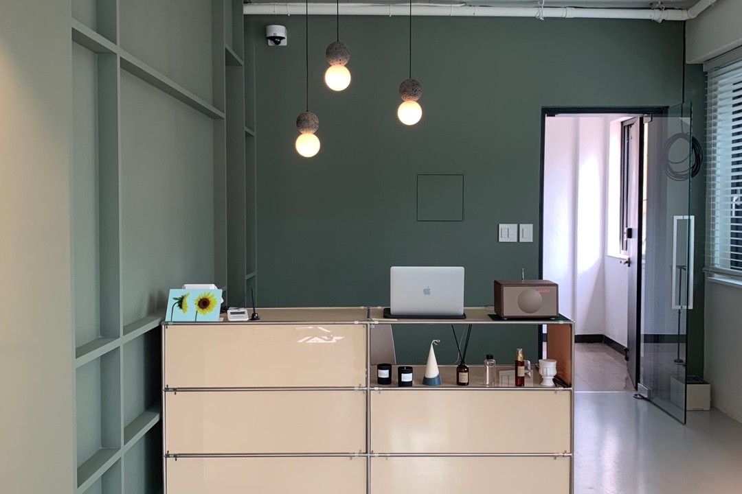 피카부 , 서울 강남구 논현동 240-16 3층미용실, 마메드네