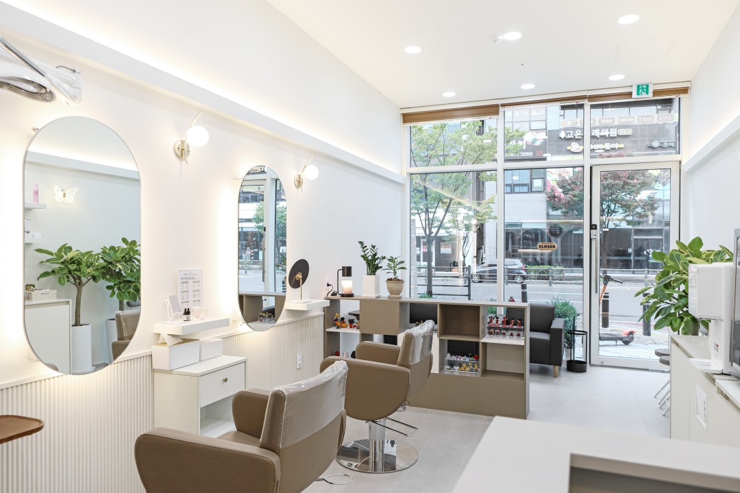 가족 family hair salon , 경기 평택시 비전동 1104 평택 가로수길 센트럴돔 상가 1층 1029호미용실, 마메드네