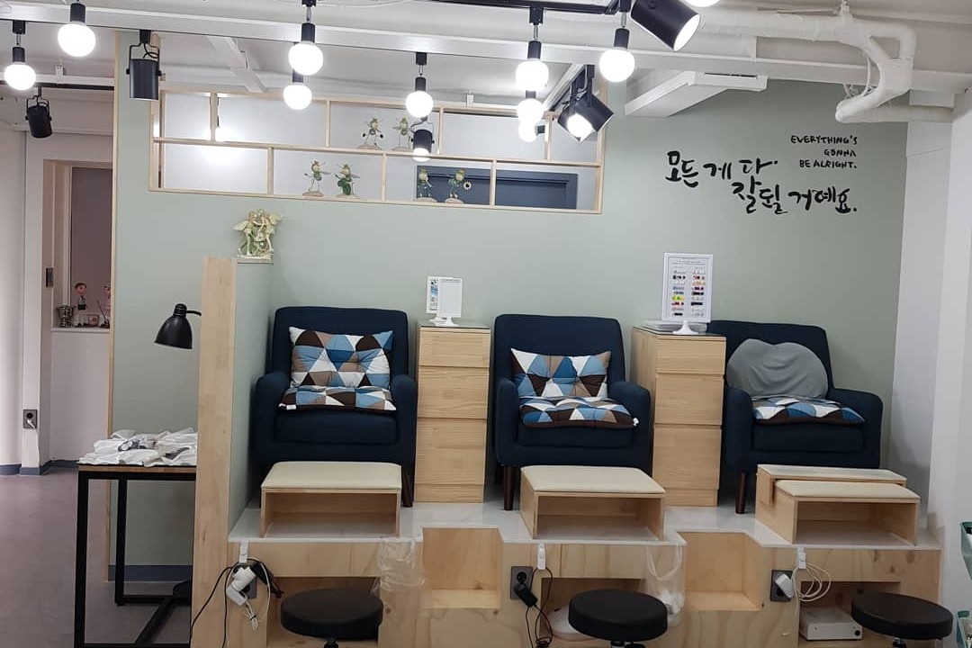 비쥬네일 , 서울 마포구 서교동 327-46 2,3층미용실, 마메드네