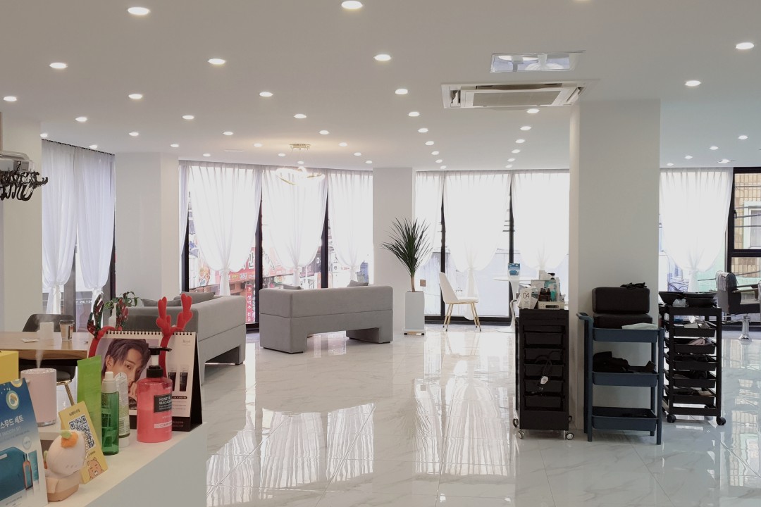MJ헤어스타일 , 광주 동구 대인동 324-1 2층미용실, 마메드네