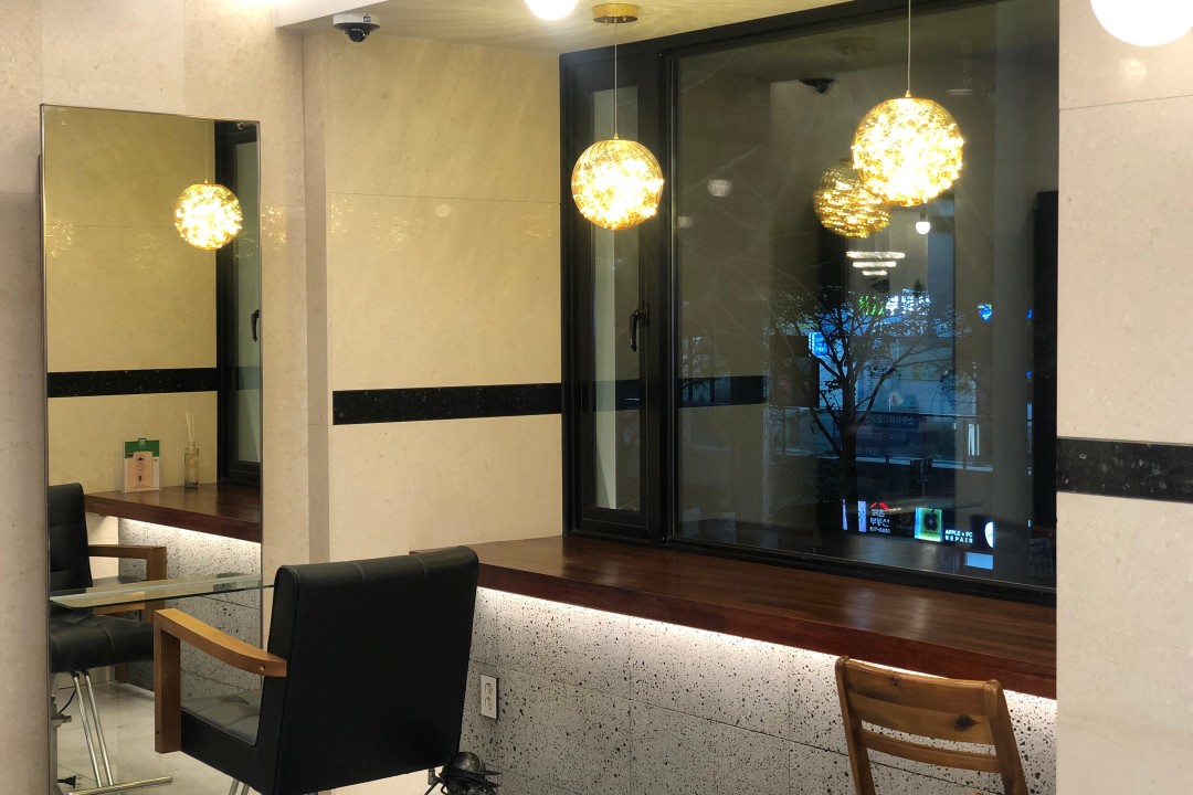 어바웃9 , 서울 마포구 서교동 358-151 2층미용실, 마메드네