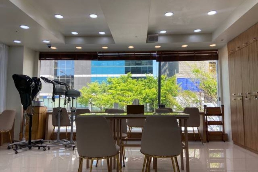 이철헤어커커 , 서울 성동구 하왕십리동 966-68 2층미용실, 마메드네