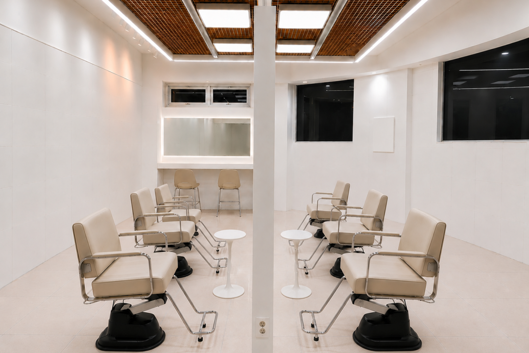 꾸블랑헤어 , 서울 영등포구 여의도동 44-35 303호미용실, 마메드네