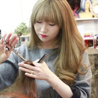 수석 디자이너 J
