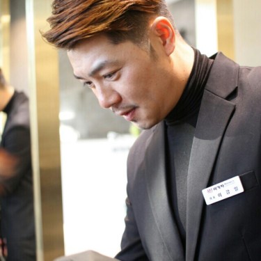 대표 이강일