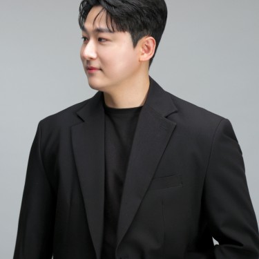 수석디자이너 지훈