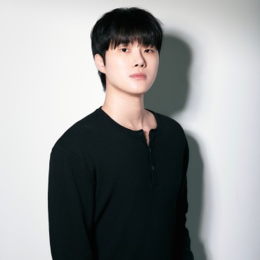 디자이너 맑음