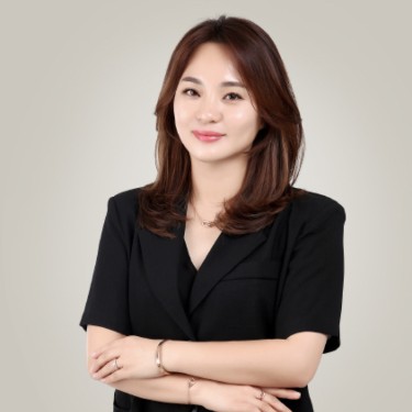 아트디렉터 지연