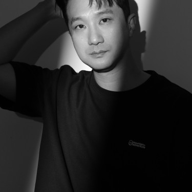 디렉터 김동욱