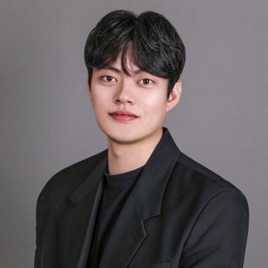 디자이너 반