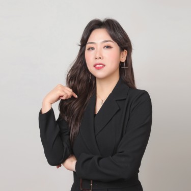 디자이너 김윤아