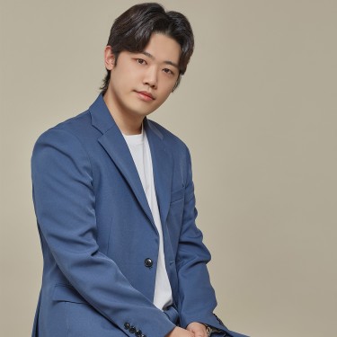 디자이너 우기