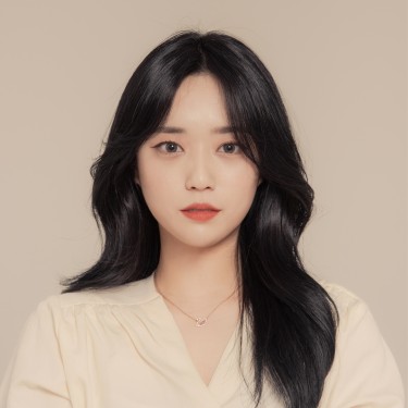 디자이너 지윤