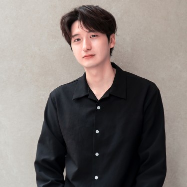 순수 청담본점 디렉터 우빈