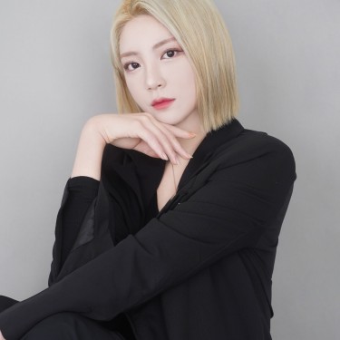 실장 민지