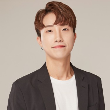 STYLIST 이윤