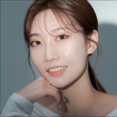 디자이너 담율