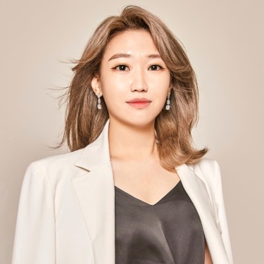박승철헤어스투디오 분당서현역점 수석디자이너 진희