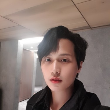 슈마떼헤어 본점 원장 이안
