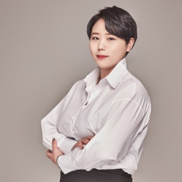 수석 디자이너 소연