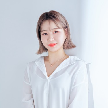디자이너 아진