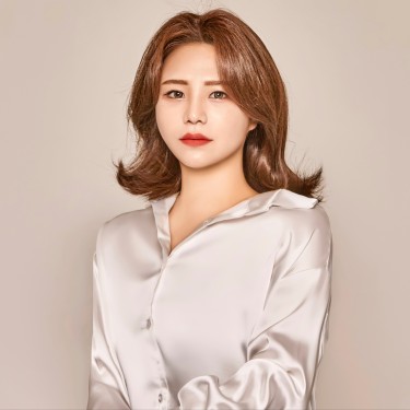 디자이너 가윤
