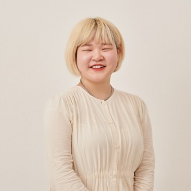 수석디자이너 수빈