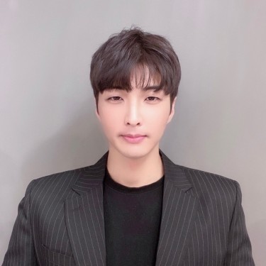 디자이너 톰