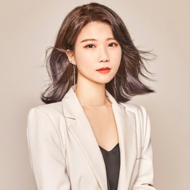 디자이너 연이