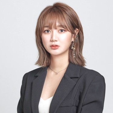4층 디자이너 이유