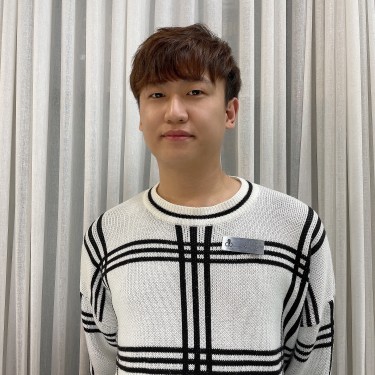 디자이너 도윤