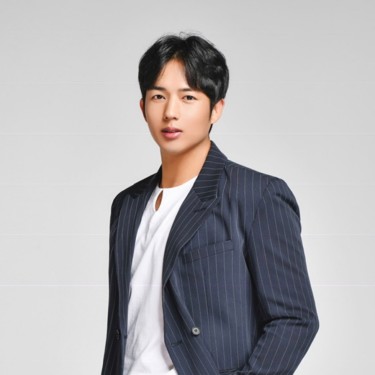 수석디자이너 종익