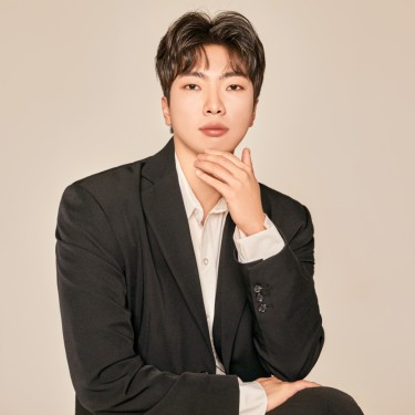 디자이너 로이