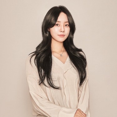 디자이너 지윤
