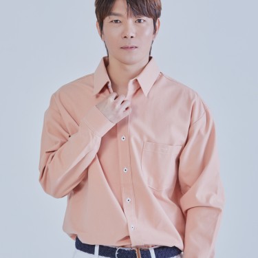 디자이너 현