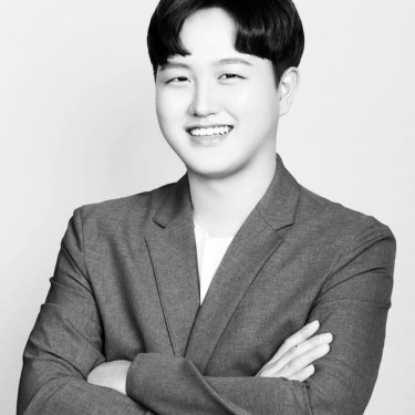 수석디자이너 현