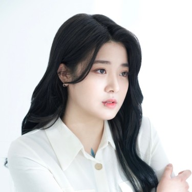 디자이너  탠