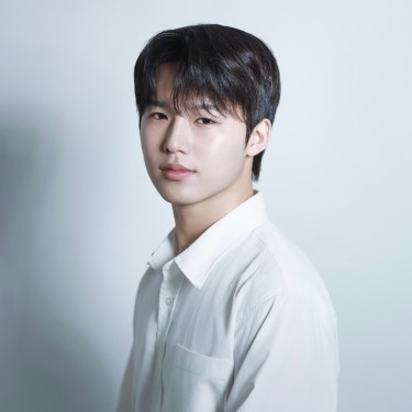 수석 디자이너 서준
