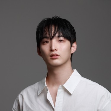 수석 디자이너 재원