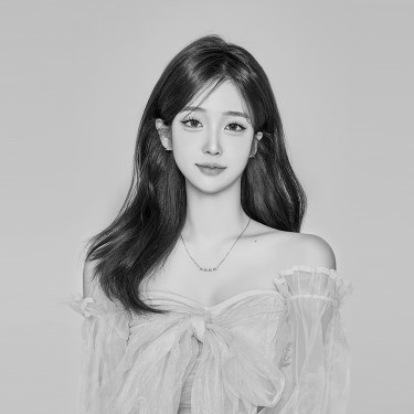 Director 유라